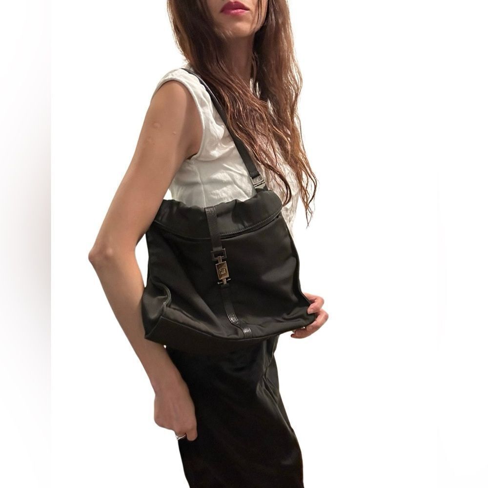 Gucci Black Shoulder Jackie Bag with piston lock